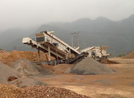 青岛引进处理量为150t/h移动式建筑垃圾处理生产线 为固废谋出路