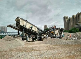 用什么样的机器处理建筑垃圾 移动式破碎机厂家