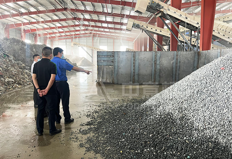 分拣出的建筑骨料